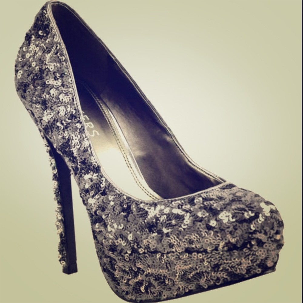 Bakers MELINA Heels Size 7.5